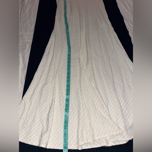 All that Jazz Black and White Pleated Maxi Gown - Picture 4 of 8